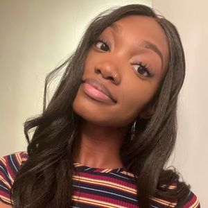 Meet your Posher, Ife